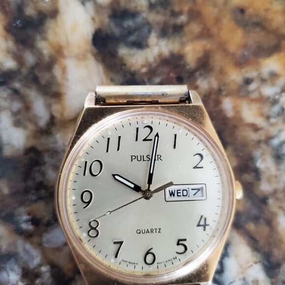 Pulsar Watch  - Picture 2 of 4